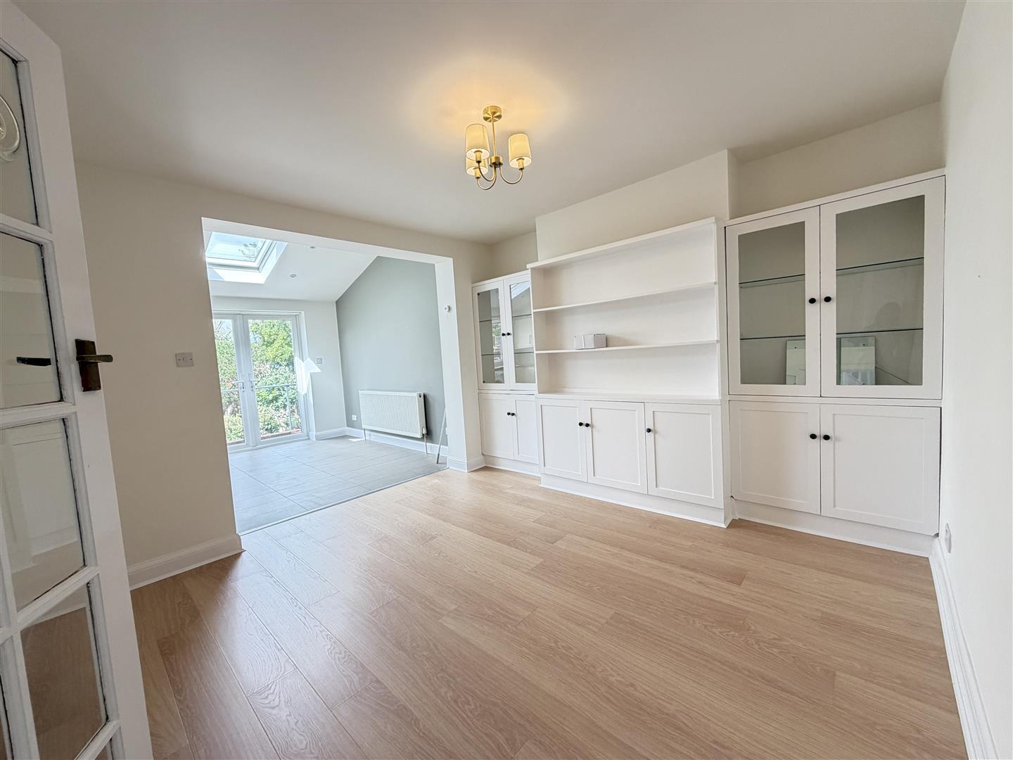 3 bed property in Albert Road, Sutton